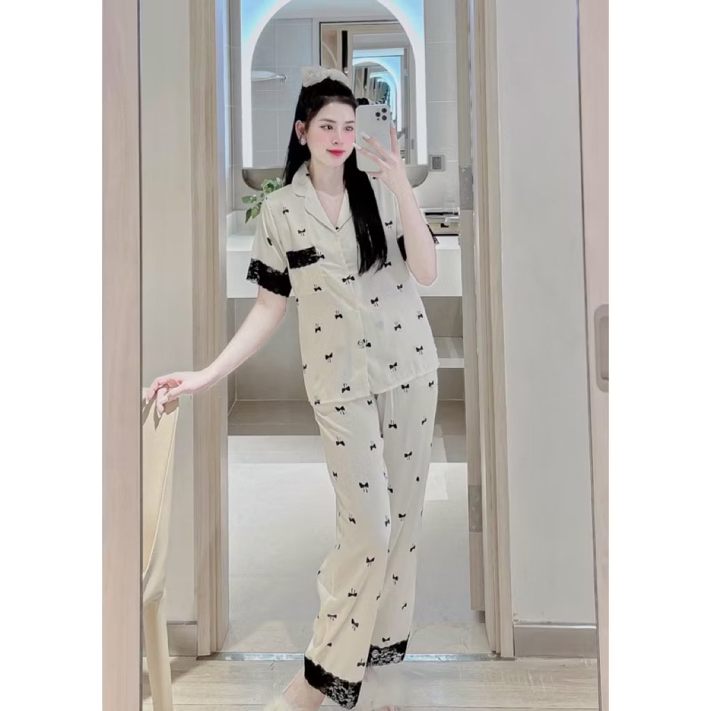 Nơ đenlatin Tay Ngắn