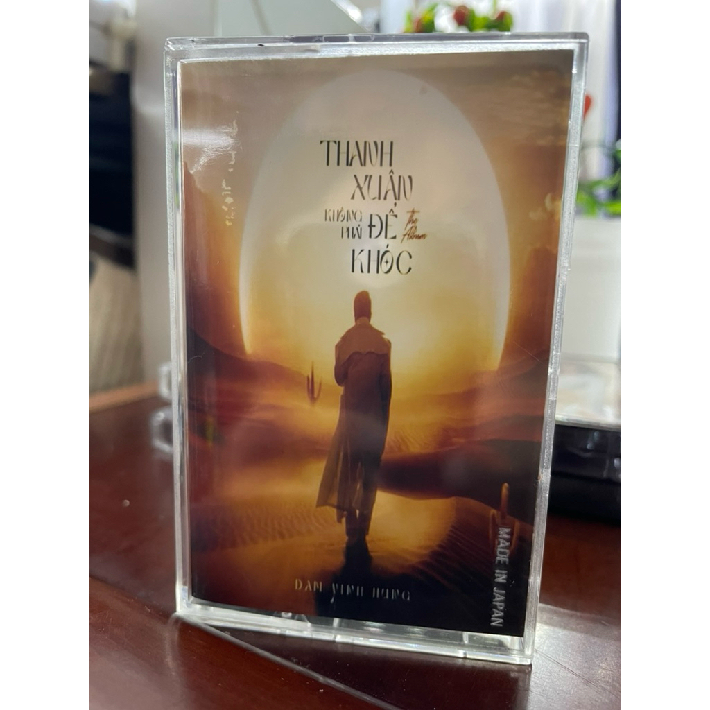 Băng Cassette Dam Vinh Hung - Thanh Xuân Không Để Khóc
