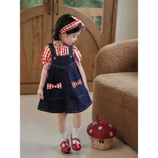 [B&G] Sét váy yếm jean kèm áo caro đỏ tay lỡ cá tính mùa hè cho bé gái từ 12-45kg(2-12 tuổi)