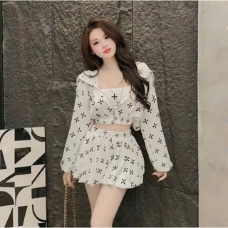 Set bộ 3 món thời trang nữ trẻ trung chất Tăm lạnh áo ống kèm khoác ngoài tay dài phối quần bí có họa tiết 3D