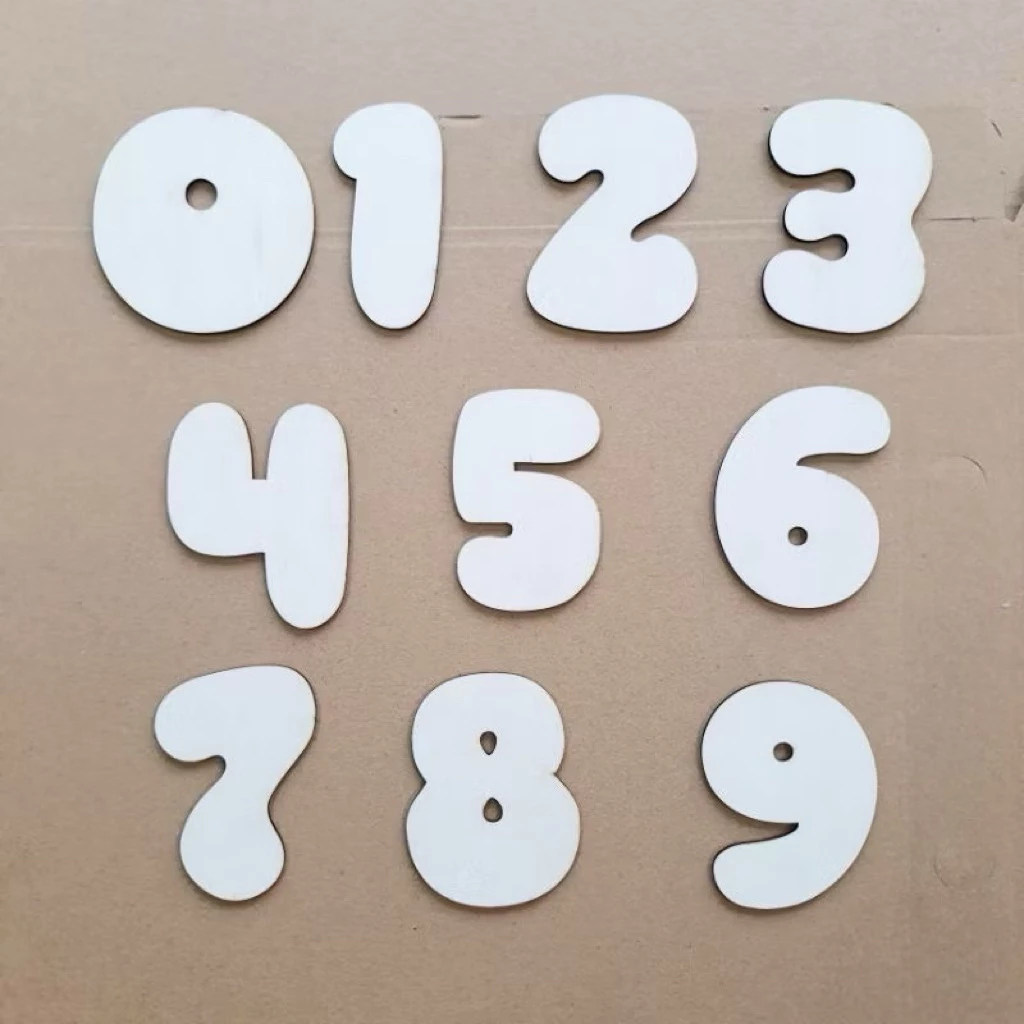 Khuôn chữ béo in hoa kích thước 7cm - Bộ chữ cái béo mập bằng gỗ- trang trí biển tên góc mầm non