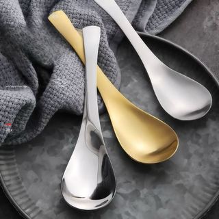 Muỗng thìa inox được làm từ thép không gỉ sáng bóng có cán cầm dài muỗng ăn súp đầu tròn tiện lợi sang trong decor
