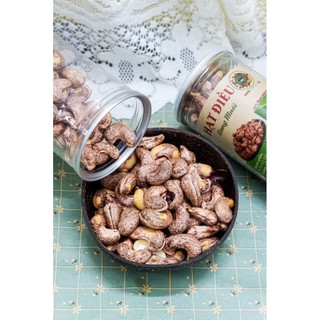 Hạt điều rang muối 500g PH Healthy Food - hạt điều rang muối còn vỏ lụa to đều size thơm ngon, ròn rụm