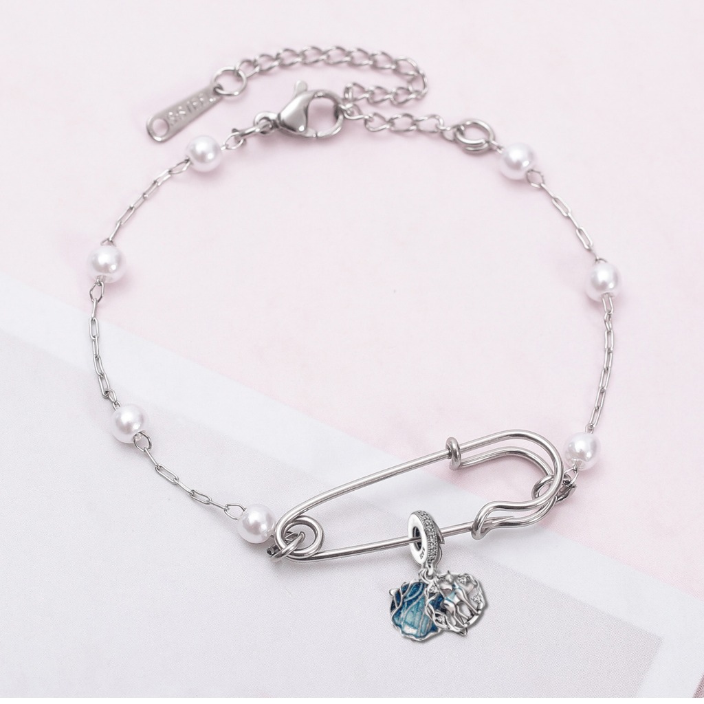 Vòng Tay Safety Pin Xinh Iu - Lắc tay nữ Safety pin - Vòng tay safety ...