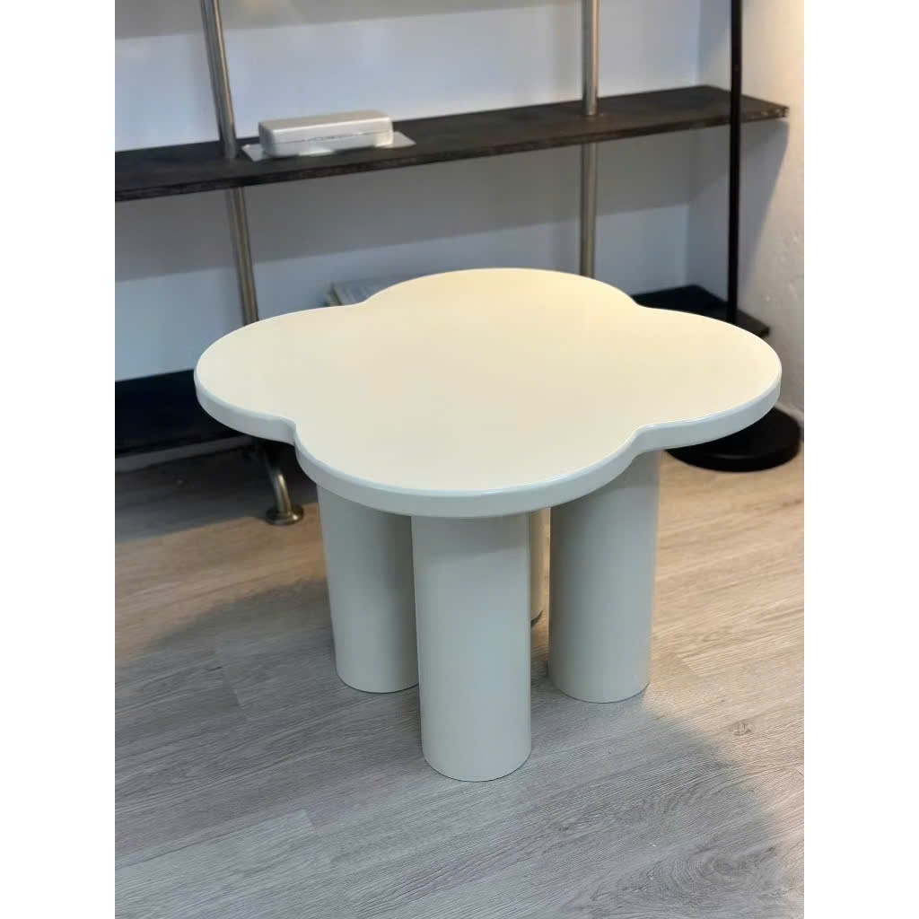 Bàn lá may mắn có trắng và đen, Như Ý Decor ship hỏa tốc HCM, bàn lá may mắn sơn 2k