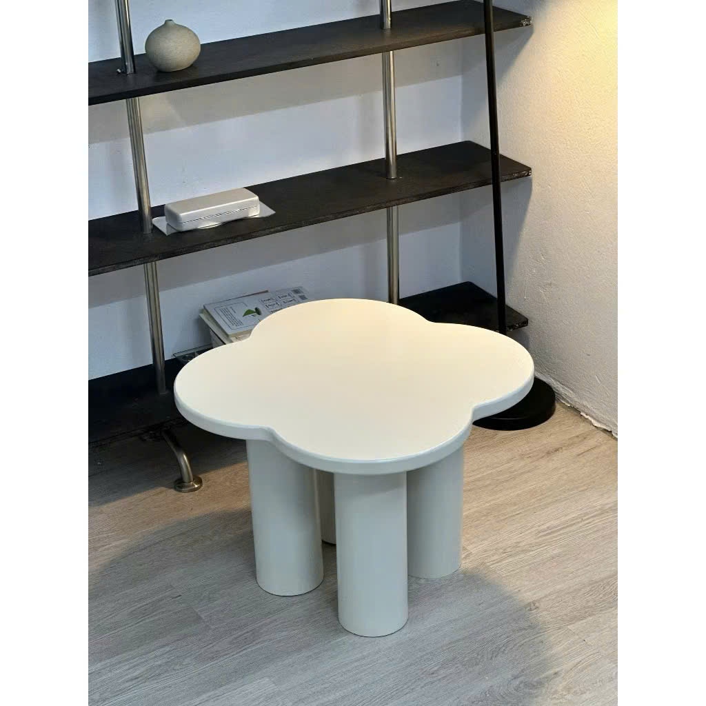 Bàn lá may mắn có trắng và đen, Như Ý Decor ship hỏa tốc HCM, bàn lá may mắn sơn 2k
