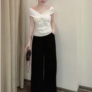 Áo kiểu trễ vai, xoắn ngực nữ HM* dư xịn