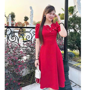 Đầm Nữ Dáng Xòe ĐÍNH HOA 6 CÁNH Mới Kèm Đá Cực Đẹp PHÙ HỢP THỜI TRANG