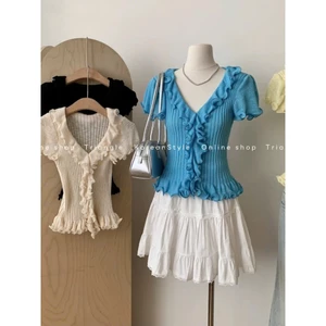 Triangle - Rolling knitted (Cân nhắc kỹ, return is not welcomed) - Áo dệt mỏng bèo Hàn Quốc phong cách thanh lịch