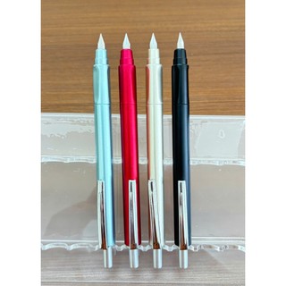 4 Bút Máy Bấm EF Chất Liệu ABS .Bút Sử Dụng Cả Mực Khô Và Mực Lọ.