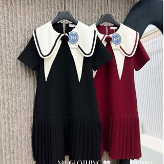 Váy bầu công sở thiết kế dáng xuông phối 2 lá cổ xinh gắn bông hoa