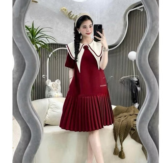 Váy bầu công sở thiết kế dáng xuông phối 2 lá cổ xinh gắn bông hoa