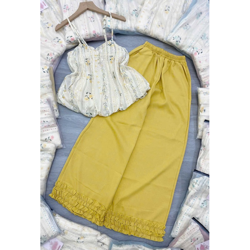L931- Sét bộ đồ quần dài suông phối bèo kèm áo 2 dây xếp li in hoa xinh xắn (40-60kg)
