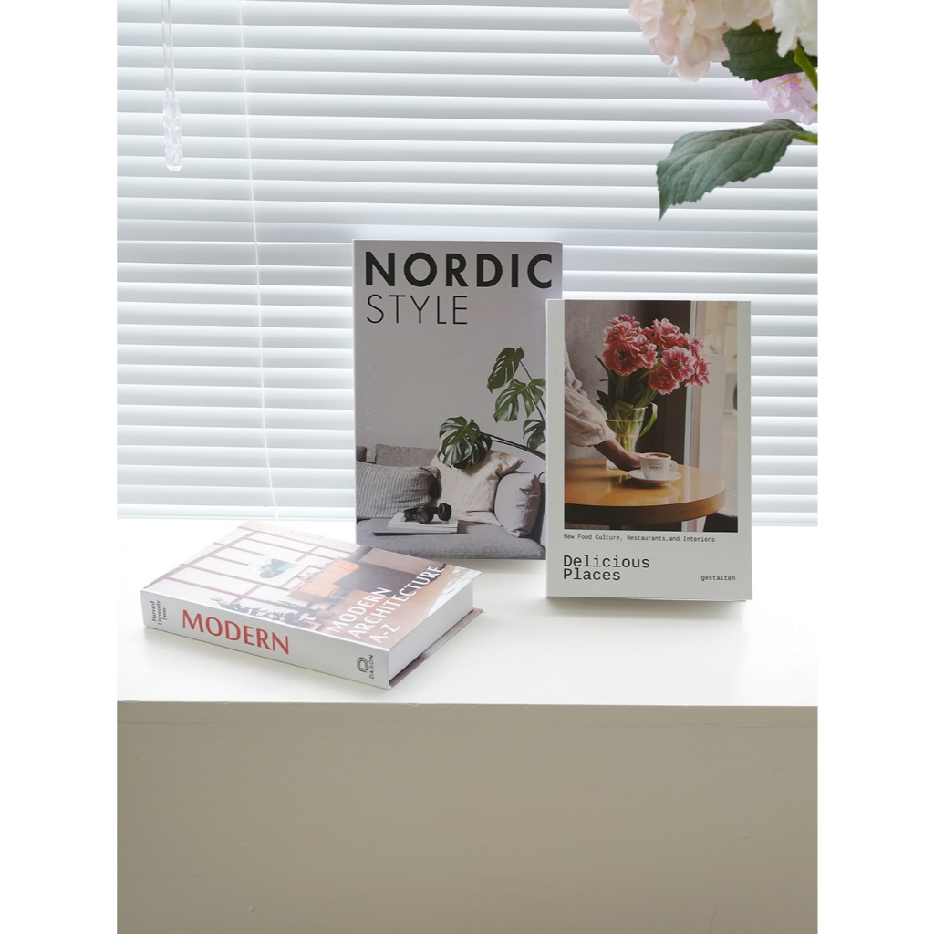 Combo 10 cuốn sách mô hình, sách giả, sách decor trang trí,phụ kiện chụp ảnh, tạp chí thời trang
