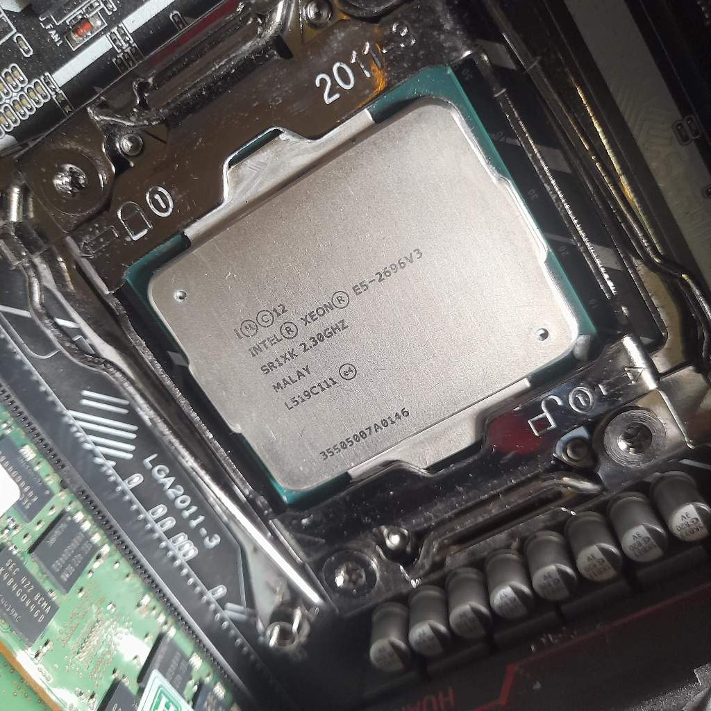 Combo Main X99 Huananzhi D3 + CPU 2696 V3 + Ram 64GB(16x4) bus 1866 ...