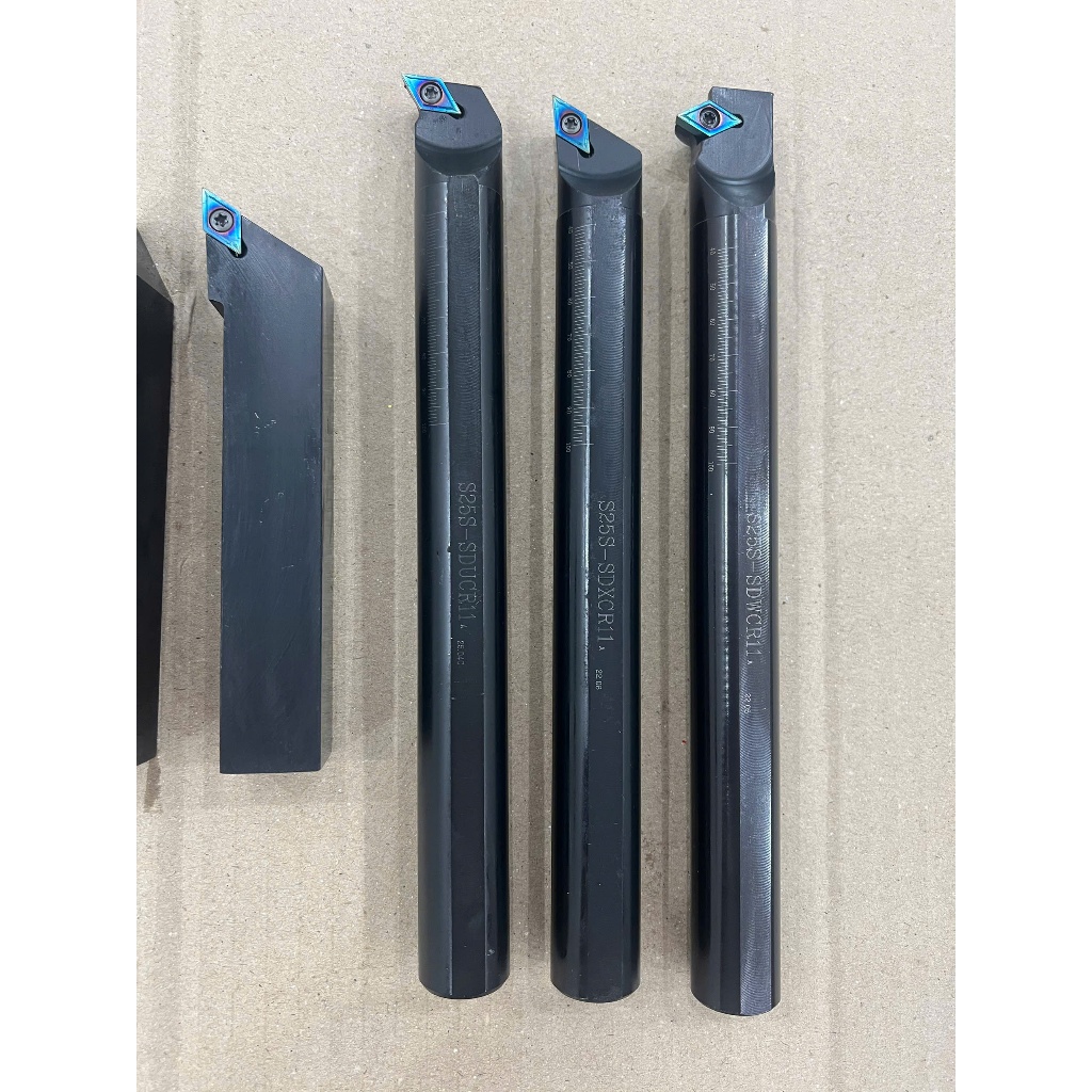 Bộ cán tiện lắp chip D11 DCMT11 gồm cán tiện ngoài và tiện lỗ