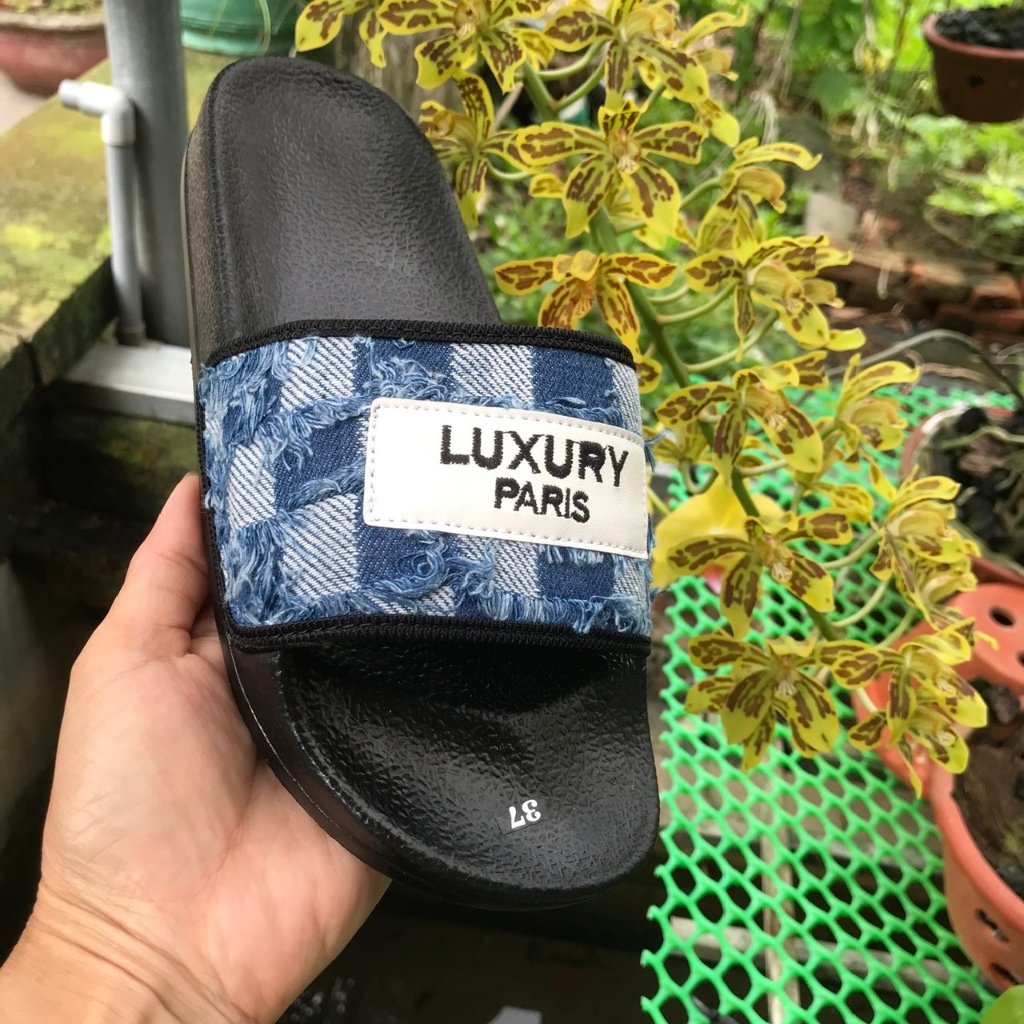 [ full size ] Dép quai ngang NAM NỮ thêu LUXURY chất liệu JEAN  dáng đẹp êm chân mẫu mới nhất 2025
