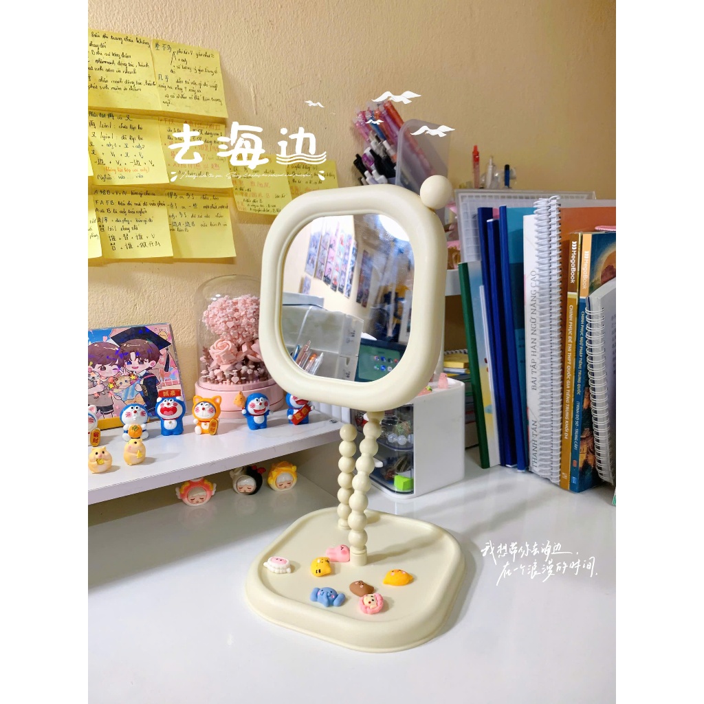 Gương trang điểm hình vuông