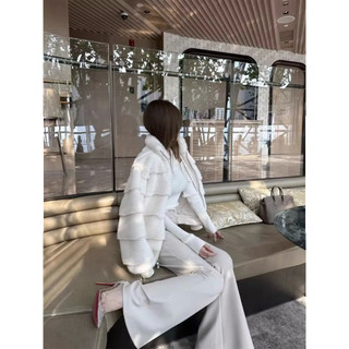 Áo khoác lông dáng croptop cổ bẻ cao cổ có khoá viền chun phong cách sang trọng