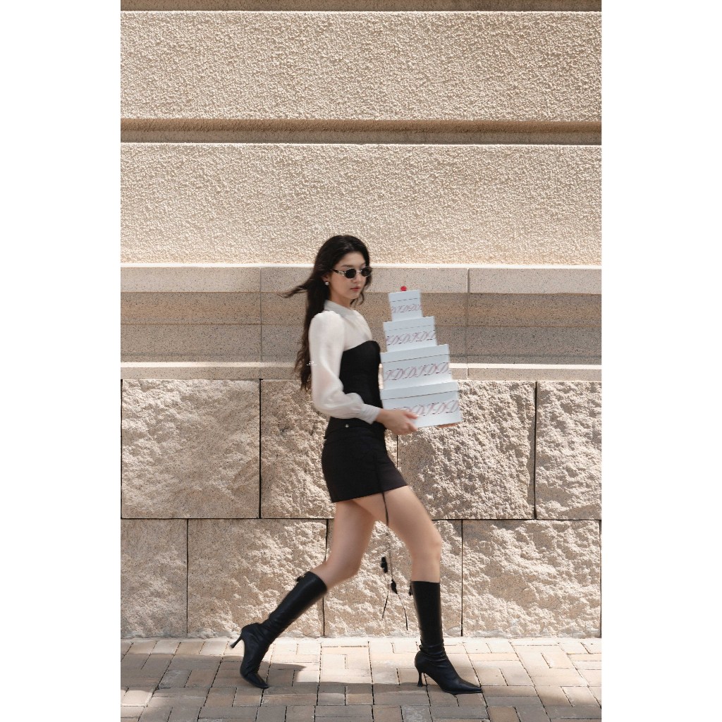 Áo Quây Đè Nẹp Đan Dây Sau 2T30.2506K + Chân Váy A Đính Hoa 4S17.2506K. Set Đồ Cá Tính Phối Corset Y2K thiết kế bởi JM