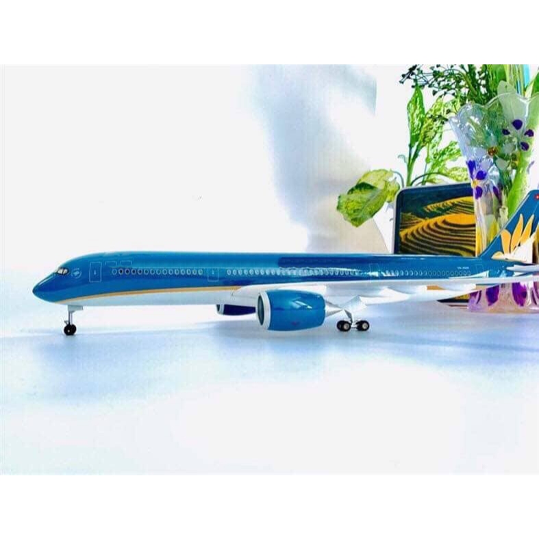 Mô Hình Máy Bay Việt Nam VNA Boeing B787 – Dài 47cm | Có Đèn LED & Bánh Xe | Sang Trọng & Chân Thật