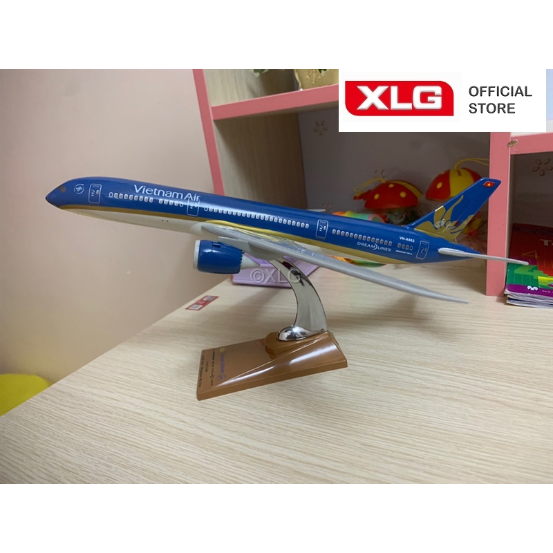 Mô hình máy bay Việt Nam VNA 32 cm Boeing B787-9 Dreamliner cao cấp
