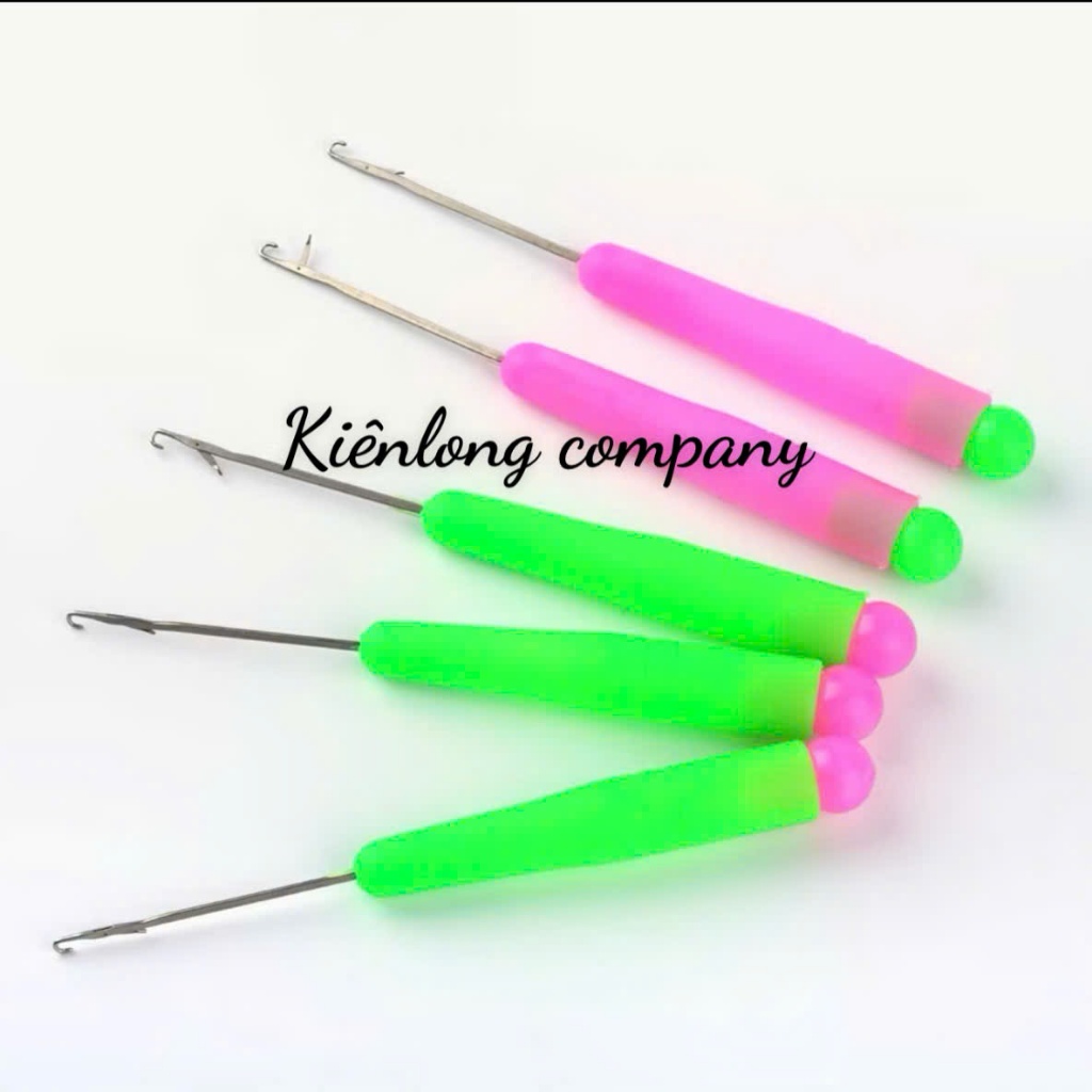 Móc Thép Kim Lộn Vải – Cây Lộn Vải Tay Cầm Nhựa Nhiều Màu (5–10 Cái)