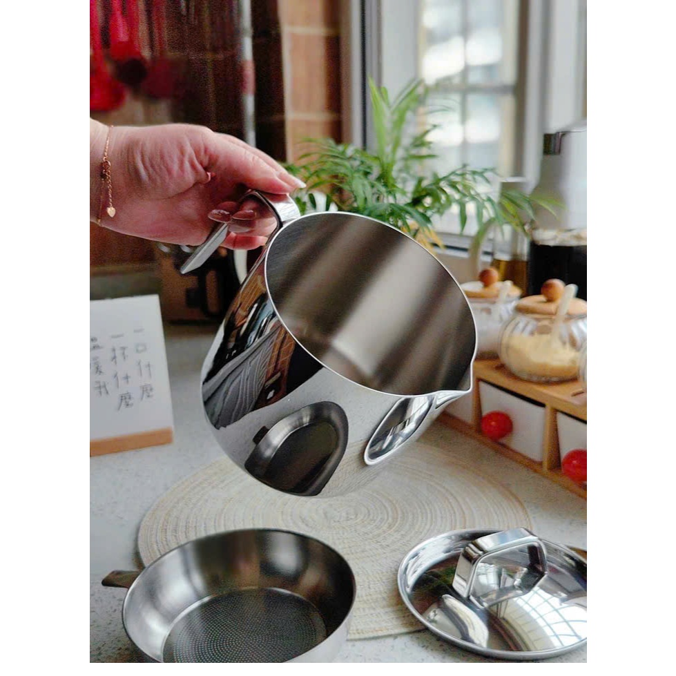 Ca Lọc Dầu Chockmen 2 Lít Kèm Nắp