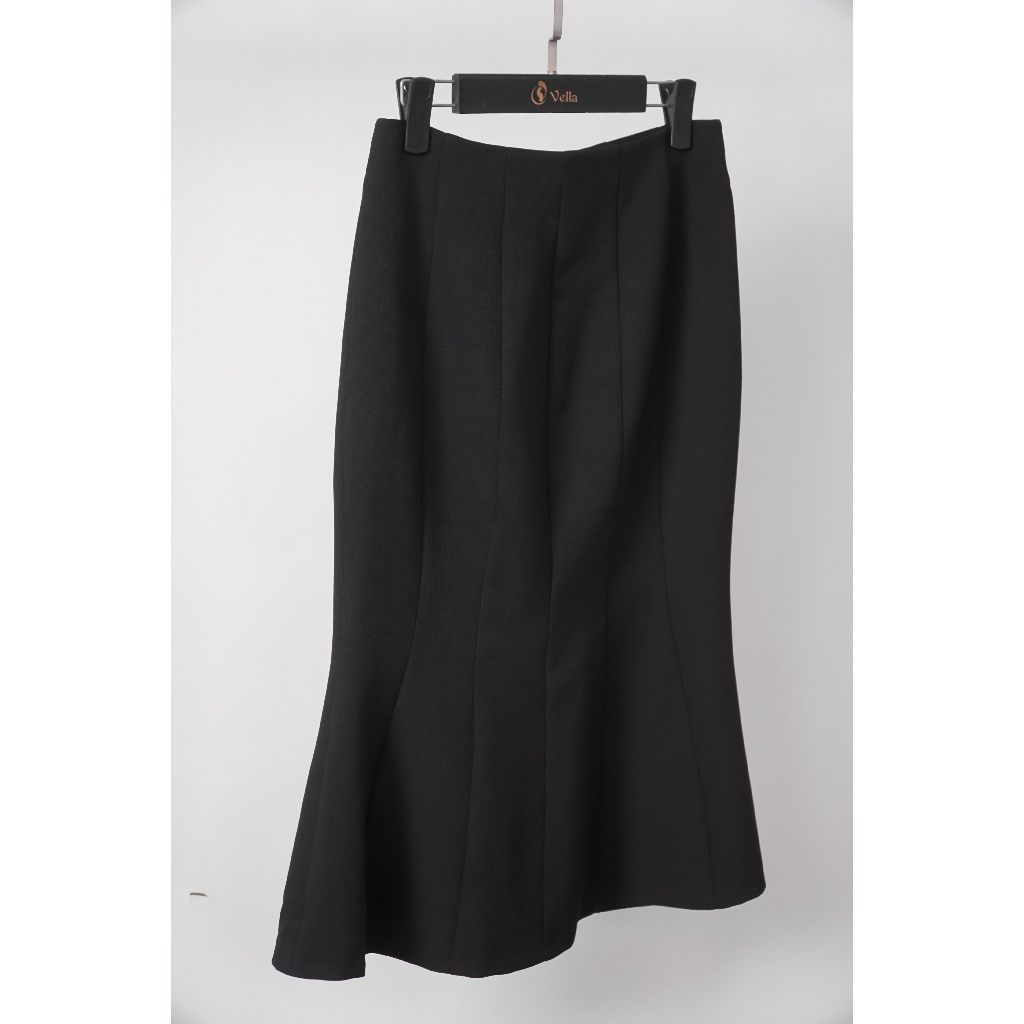 Chân váy đuôi cá công sở màu đen dáng ôm tôn dáng – Vella Fashion VV24108