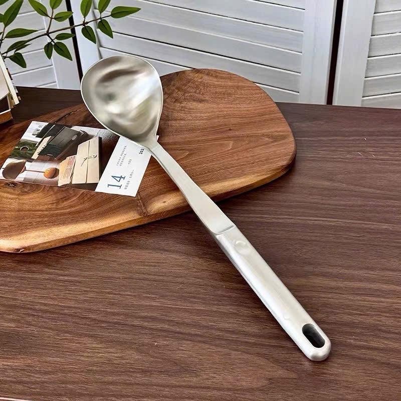 Muôi Xẻng Chockmen Kèm Túi Đựng Muôi Canh Cán Dài Chống Nóng