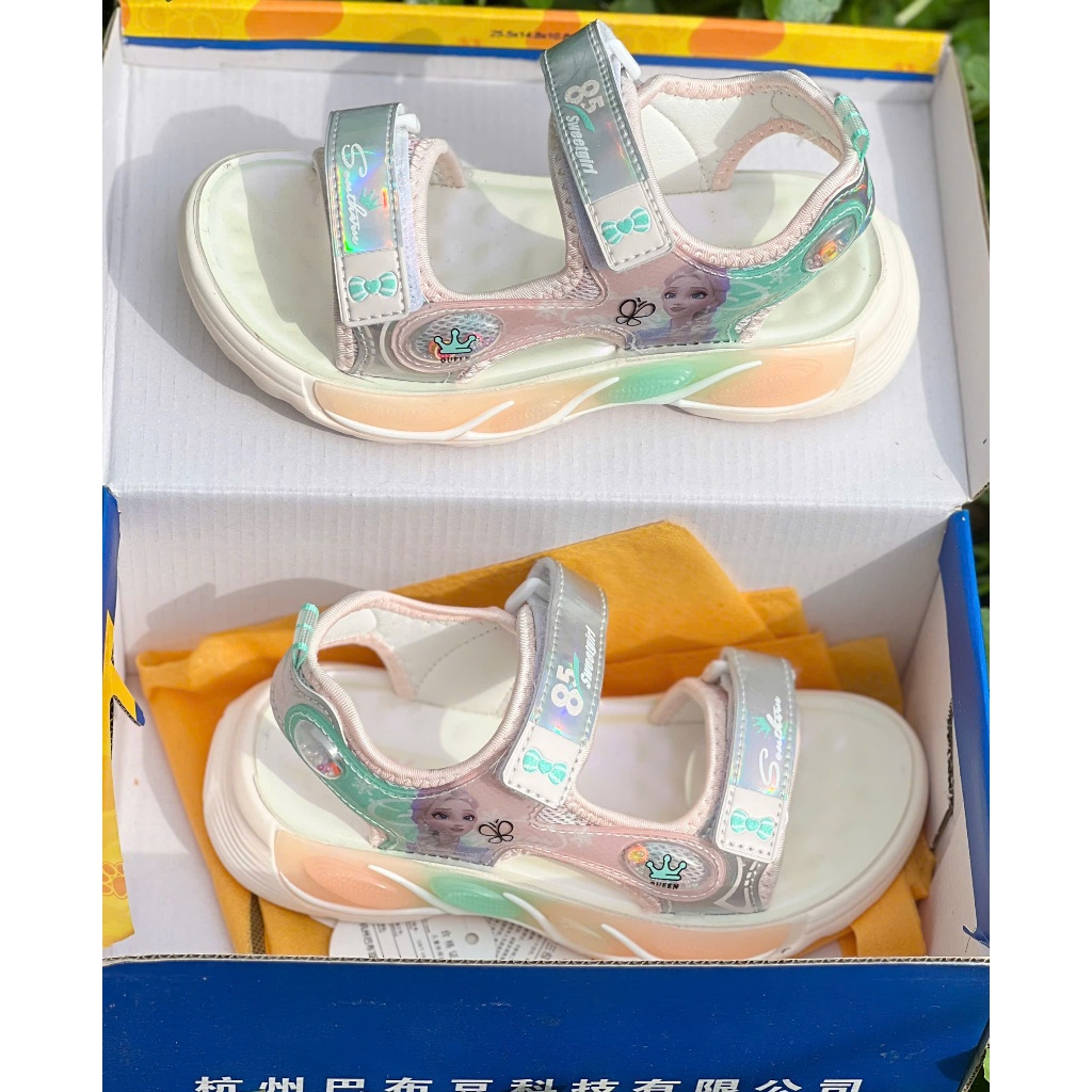 sandal cho bé đi học dép quai hậu cho bé êm chân chống trượt khâu đế nữa hoàng băng giá cho bé từ 3 tuối B8