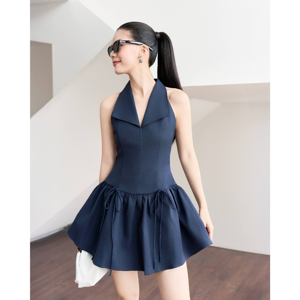 RECHIC Đầm ngắn Felity dáng xòe phối cổ V sát nách cá tính năng động | BigBuy360 - bigbuy360.vn