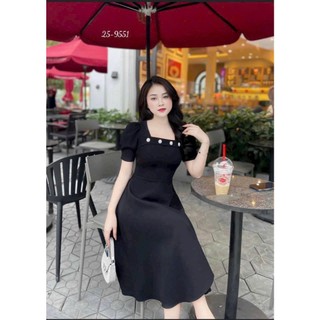 ĐẦM NỮ DÁNG XÒE NHẸ NHÀNG NỮ TÍNH ĐÍNH 4 NÚT NỔI BẬT PHONG CÁCH CÁ TÍNH TRẺ TRUNG PHÙ HỢP THỜI TRANG