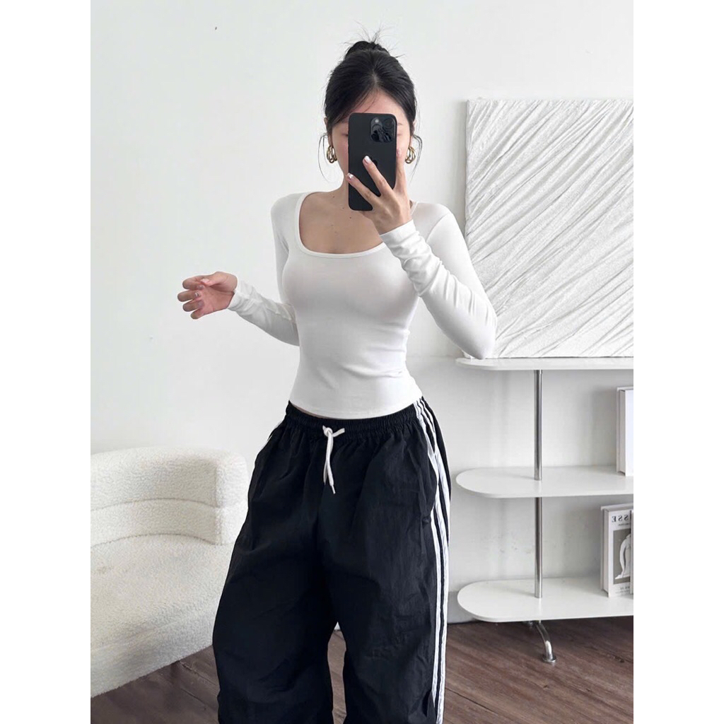 Áo nữ tay dài cổ vuông dáng ôm  Basic co dãn dễ phối đồ đi chơi đi học A331 | BigBuy360 - bigbuy360.vn