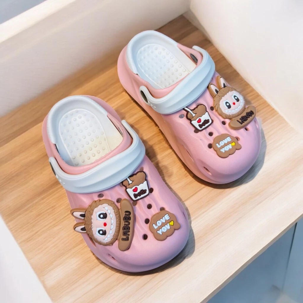 Dép Sục bảo vệ mũi chân cho bé gái có quai sau đế 2 lớp siêu nhẹ hình Thỏ labubu