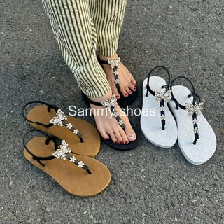 GIÀY SANDAL QUAI HẬU MỎNG CHẤT CAO SU GẮN CHARM BỨM HOA LẤP LÁNH DỄ THƯƠNG 3 MÀU DỄ CHỌN DỄ PHỐI ĐỒ THỜI TRANG
