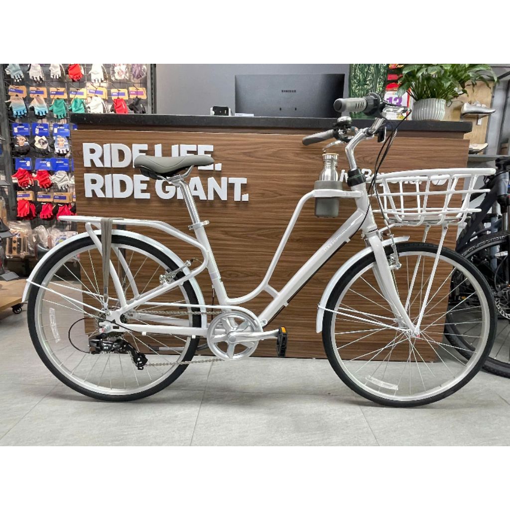 GIANT-MOMENTUM iNEED S-1 700C 7速 520mm 白 GIANT-MOMENTUM iNEED S