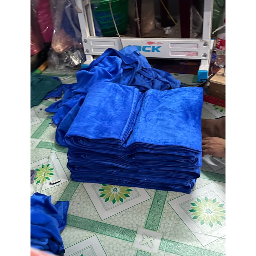 Combo 10 Khăn lau microfiber đa năng – lau xe ô tô, nhà bếp, kính, tay – spa không rụng lông, siêu thấm