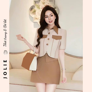 Set Áo Croptop Cổ Bẻ Túi Cách Điệu & Chân Váy Chữ A Phối Nếp