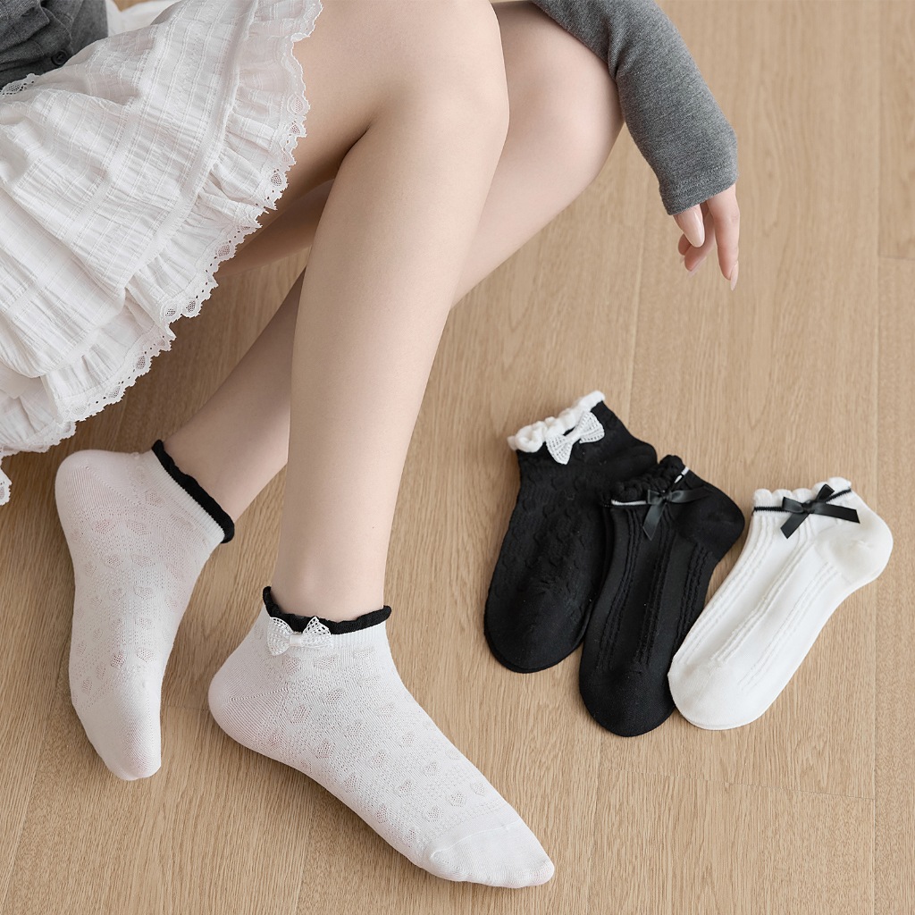 Vớ Tất nữ thêu nổi hình Nơ lớn cổ ngắn siêu dễ thương, xinh xắn