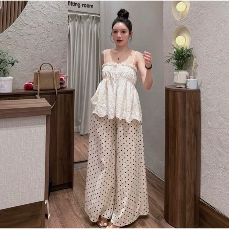 L402- (Hoả tốc ) Sét Áo 2 dây  Chun Lưng Đính Nơ Dáng BabyDoll Phối Quần Đũi Suông Chấm Bi dài suông rộng (40-58kg)