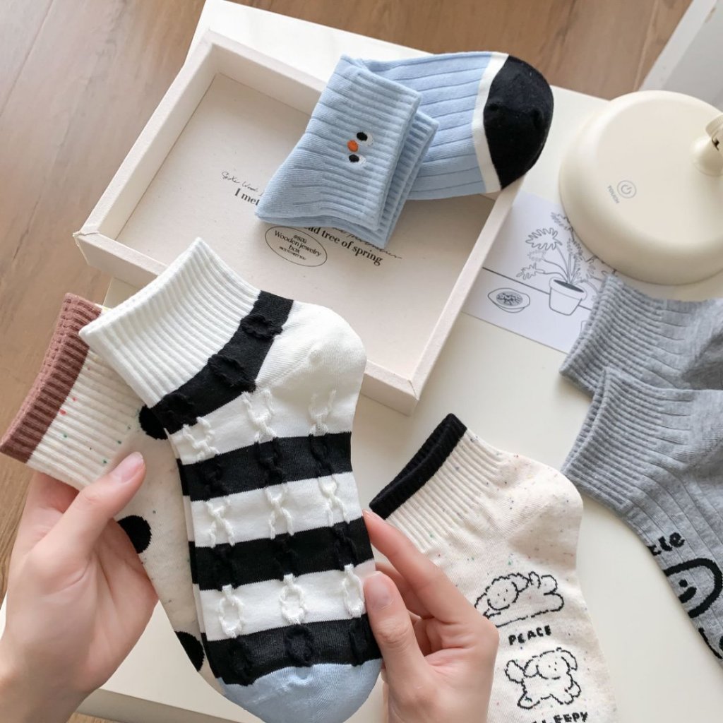 Vớ Tất nữ thêu đôi mắt cổ ngắn siêu dễ thương, xinh xắn