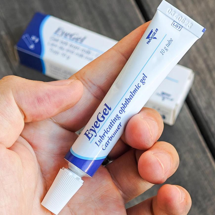 EyeGel - Gel bôi trơn mắt CARASE, Gel làm dịu khô mắt và bảo vệ mắt kéo dài tuýp 10g