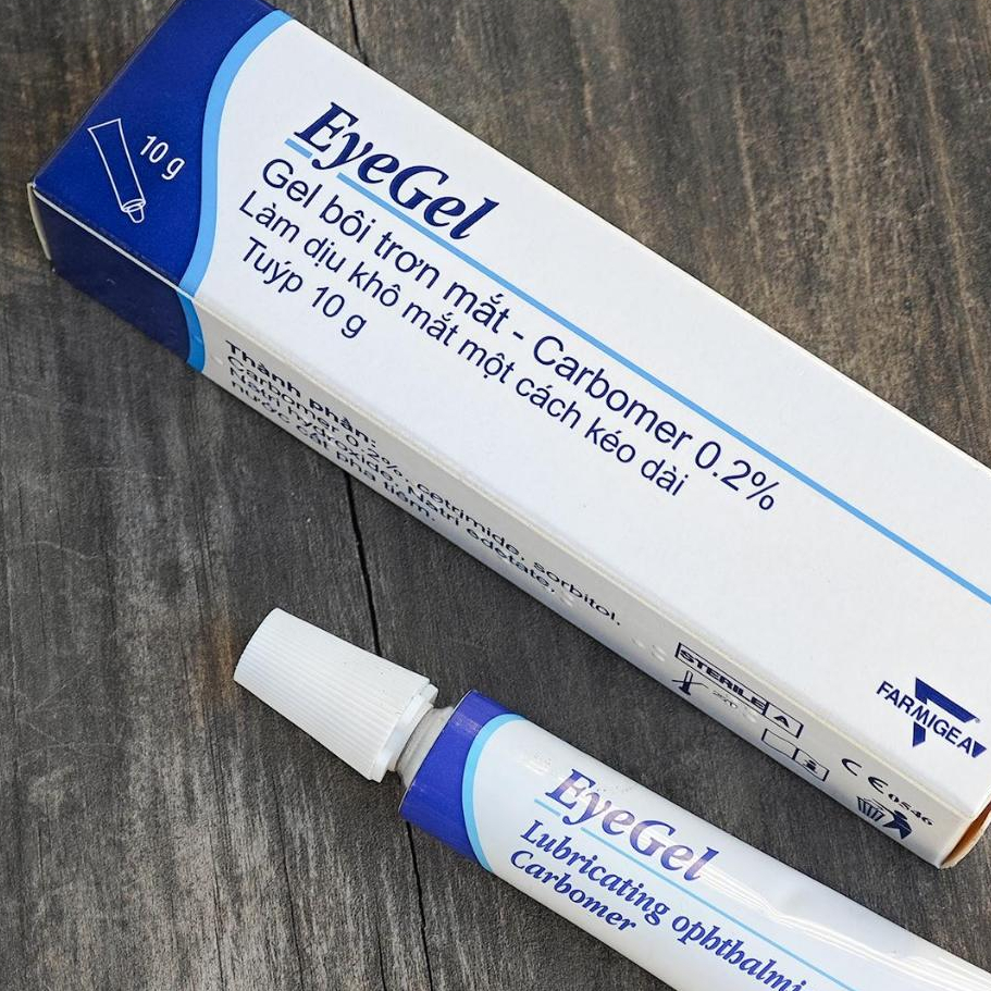 EyeGel - Gel bôi trơn mắt CARASE, Gel làm dịu khô mắt và bảo vệ mắt kéo dài tuýp 10g