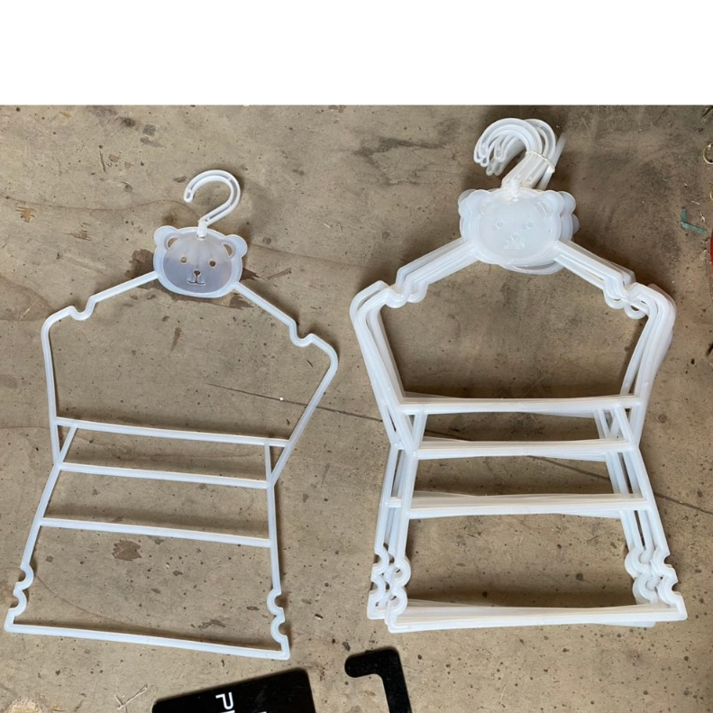 Product image (Combo 10 Cái )Móc Treo Quần Áo, Móc Bộ Bé Trẻ Em Bằng Nhựa 