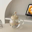 Cốc uống nước tặng kèm dụng cụ rửa