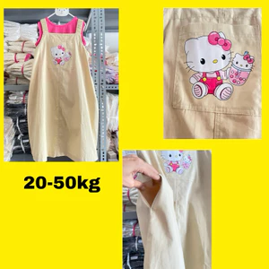 Yếm cặp mẹ và bé. Set yếm kaki bigsize cho bé gái dáng dài, chất kaki 2 da mềm, mát. Set yếm kaki size đại cho mẹ và bé