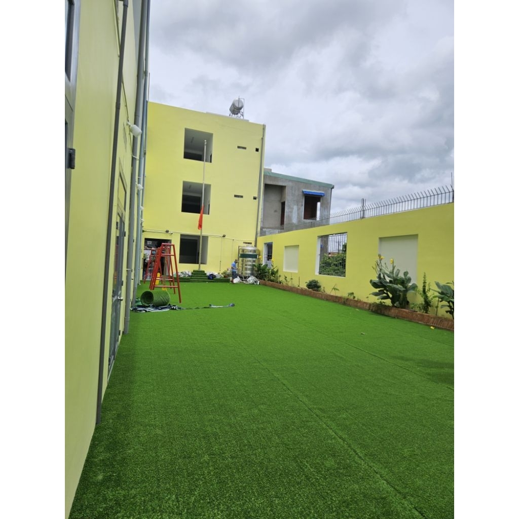 Combo 14m2(2m x 7m) Thảm cỏ nhân tạo sợi 3cm cao cấp đế dẻo không bụi trải sàn trường học, resort, công viên