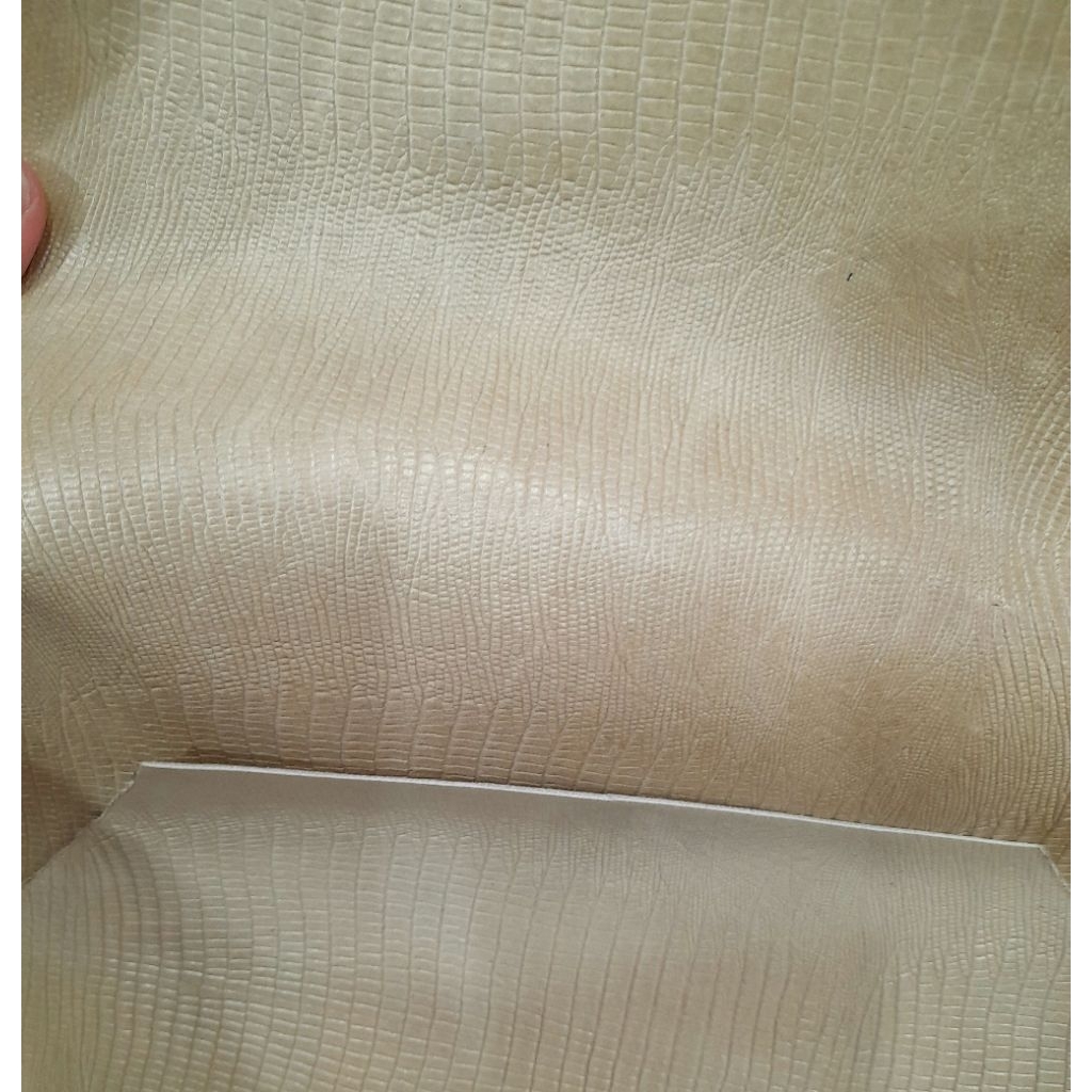 Kì đà kem beige