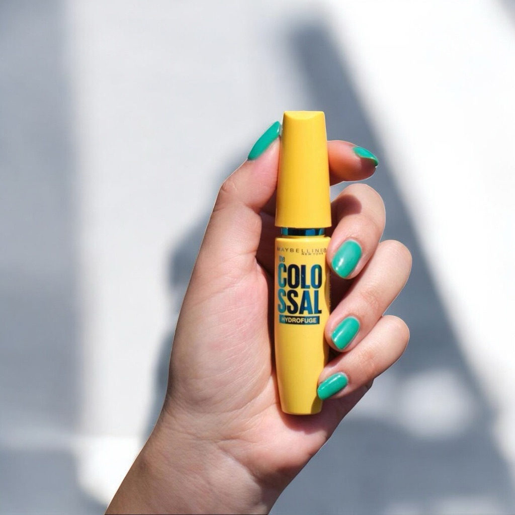 Mascara The Colossal vàng vĩ siêu cong, tơi mi, chống nước – 7x dày mi tự nhiên – Sản xuất mới – Giao nhanh 2H